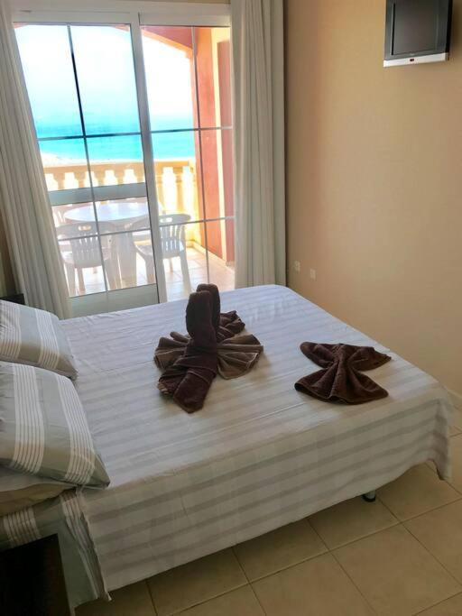 קוסטה קלמה Beach Front Apartment With Stunning Ocean Views! מראה חיצוני תמונה
